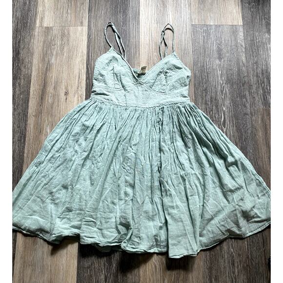 Embroidered Flowy Mint Mini Dress Medium Coquette Boho Skater Y2K Retro Bella - Picture 1 of 7